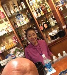 「大城美佐子さんの歌を店に流してくれて、遅くまで、一緒に偲んだのでした・・・」